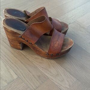 Kurt Geiger Brown Mules with Distressed Leather and Wooden Heel